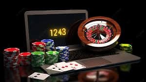 Pengguna mengelola pengaturan privasi dan data di platform mulia288